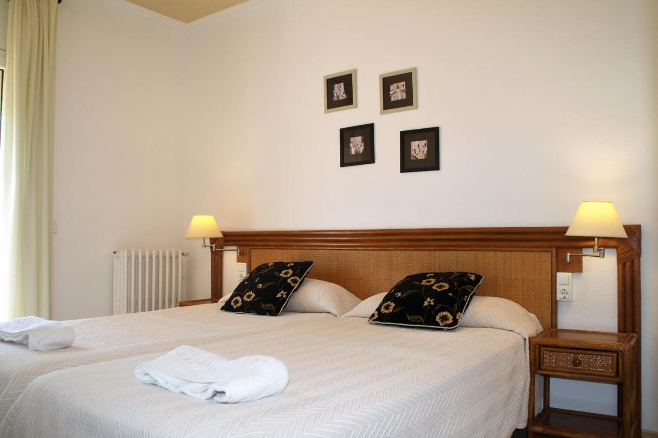 Apartaments Margarita Sabina Pinell Platja d'Aro Esterno foto