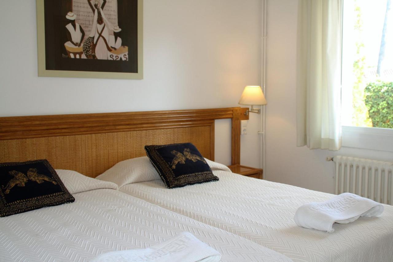 Apartaments Margarita Sabina Pinell Platja d'Aro Esterno foto