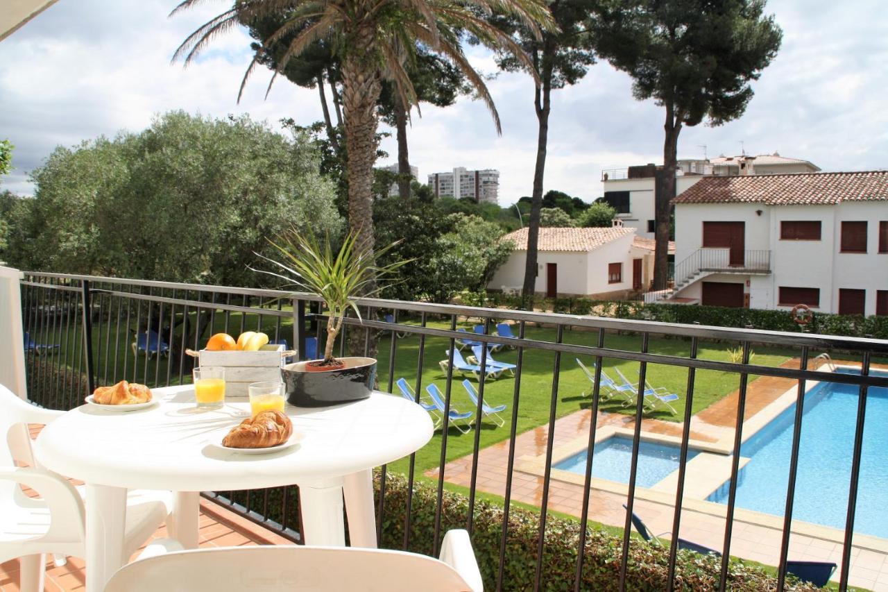 Apartaments Margarita Sabina Pinell Platja d'Aro Esterno foto