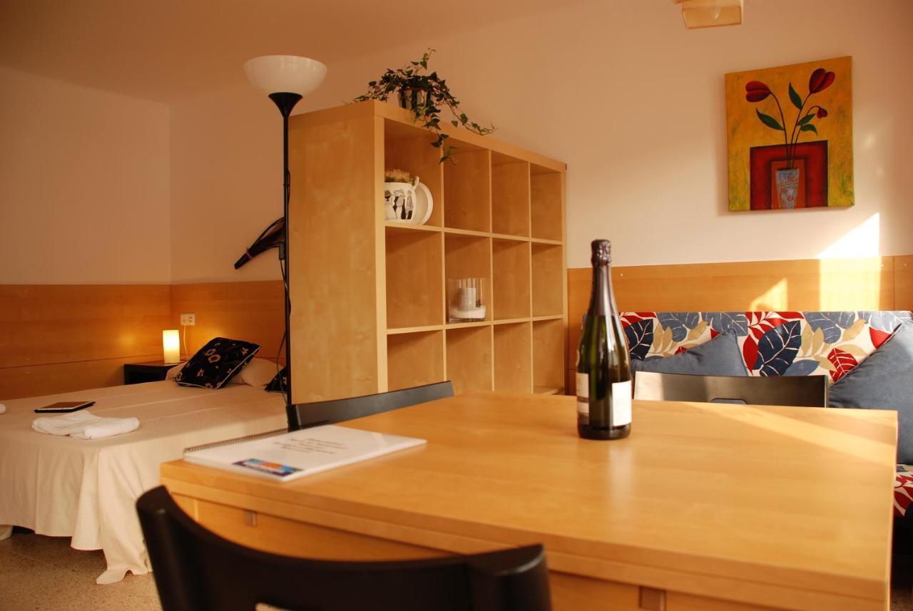 Apartaments Margarita Sabina Pinell Platja d'Aro Esterno foto
